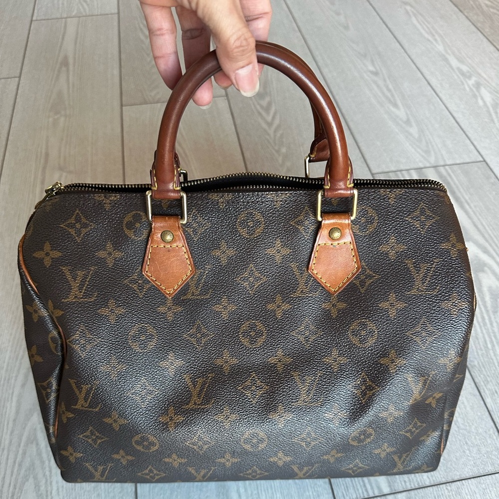 Louie Vuitton Speedy 30
